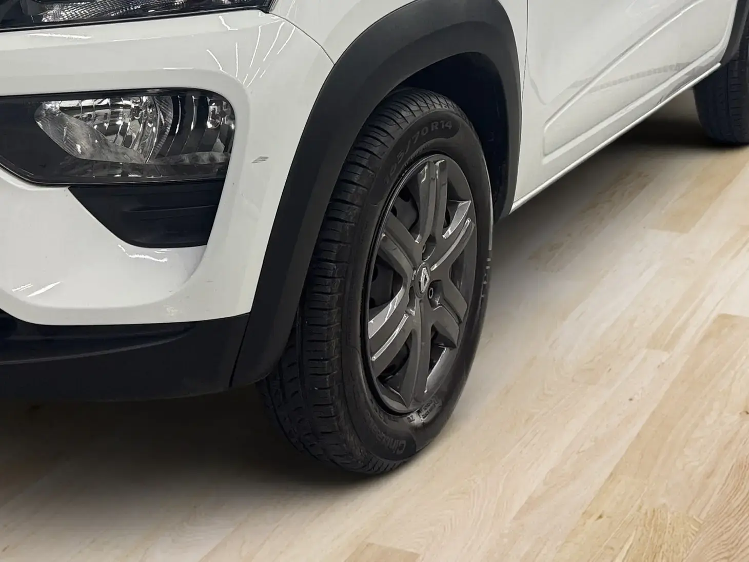 galeria KWID Zen 1.0 Flex 12V 5p Mec.