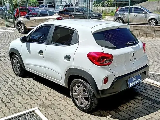 Renault KWID 1.0 12V SCE FLEX ZEN MANUAL