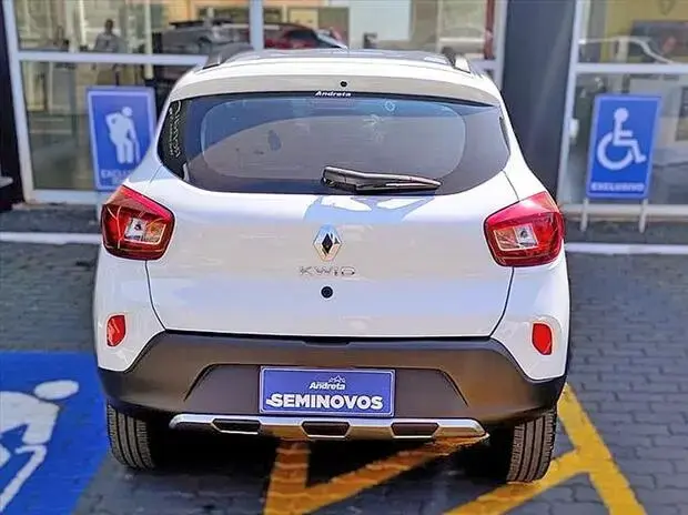 Renault KWID 1.0 12V SCE FLEX OUTSIDER MANUAL