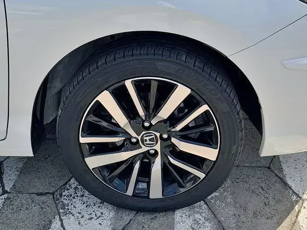 Honda CITY 1.5 i-VTEC FLEX HATCH TOURING CVT