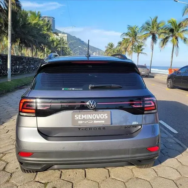 Volkswagen T-CROSS 1.0 200 TSI TOTAL FLEX AUTOMÁTICO