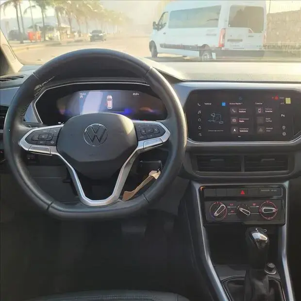 Volkswagen T-CROSS 1.0 200 TSI TOTAL FLEX AUTOMÁTICO