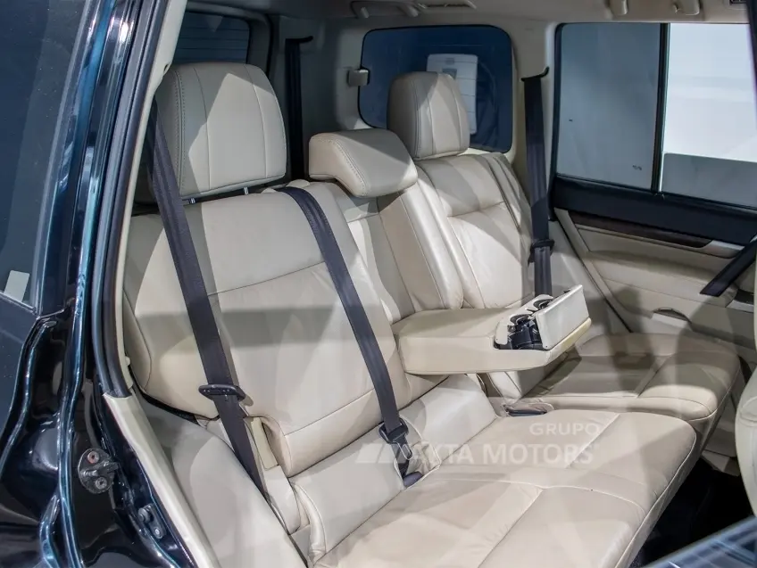 galeria PAJERO FULL