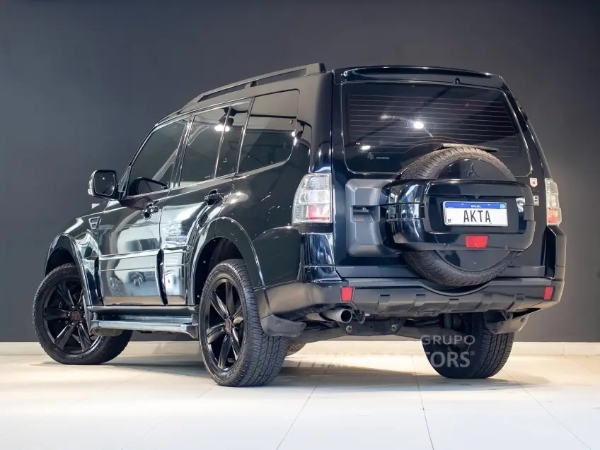 galeria PAJERO FULL