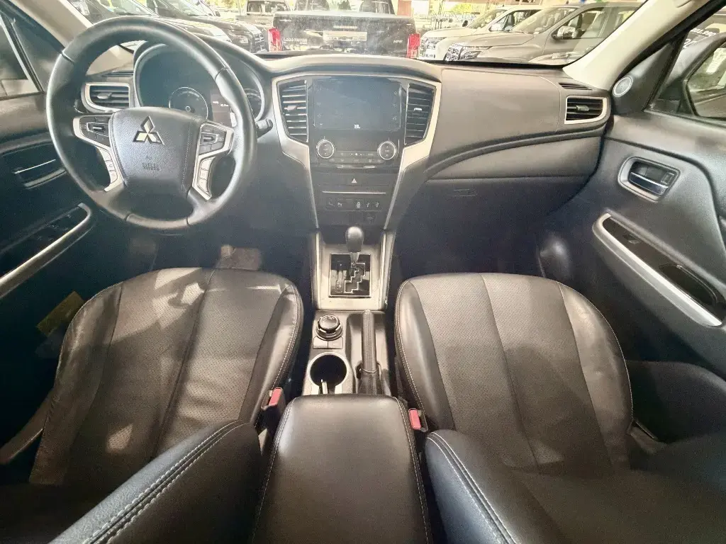 galeria L200 TRITON