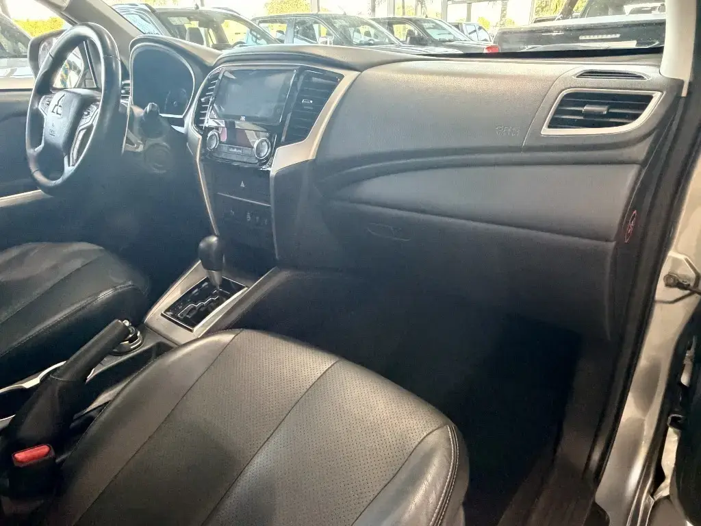 galeria L200 TRITON