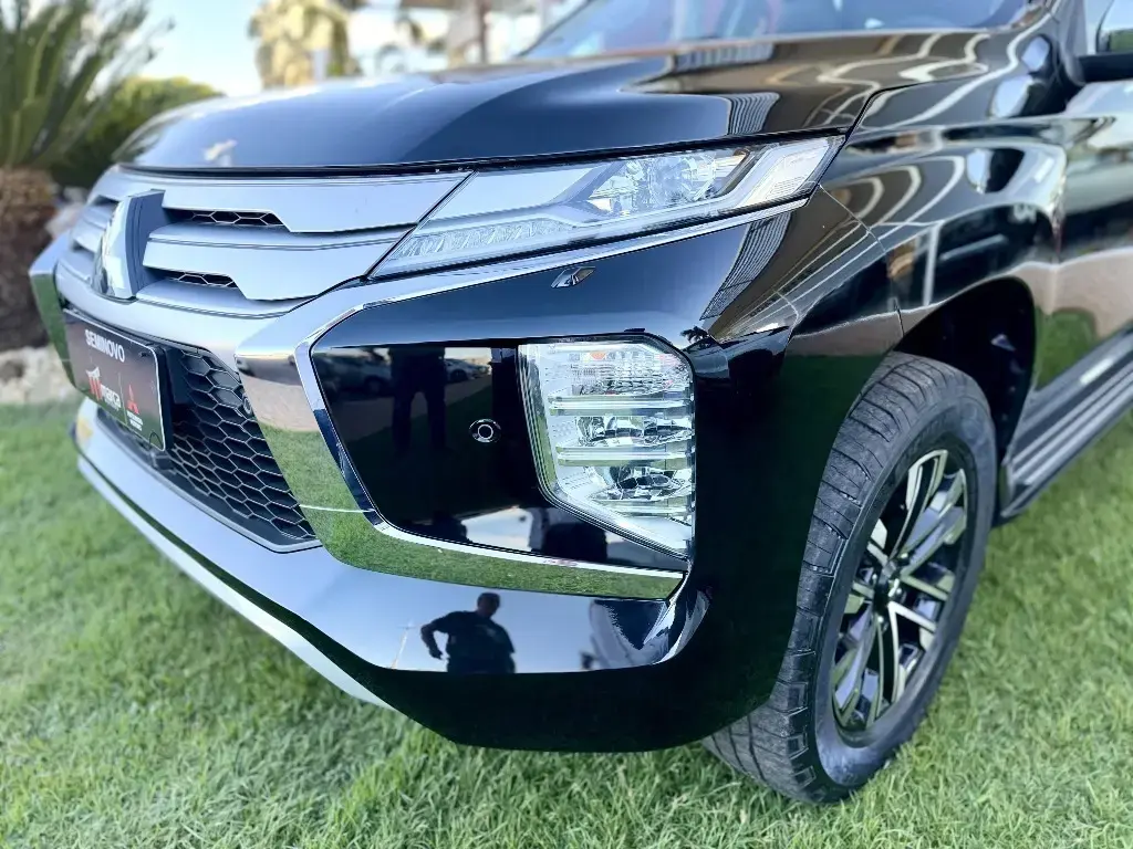 galeria PAJERO SPORT