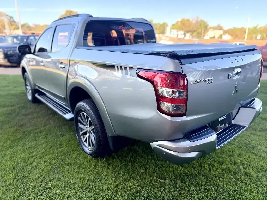 galeria L200 TRITON