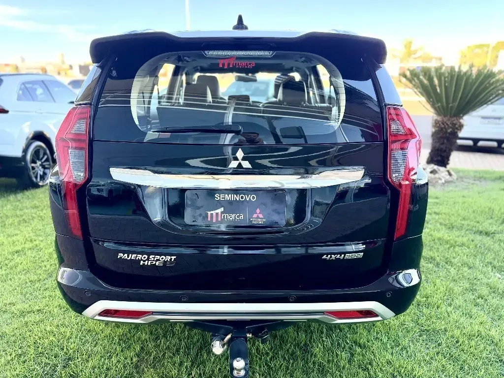 galeria PAJERO SPORT