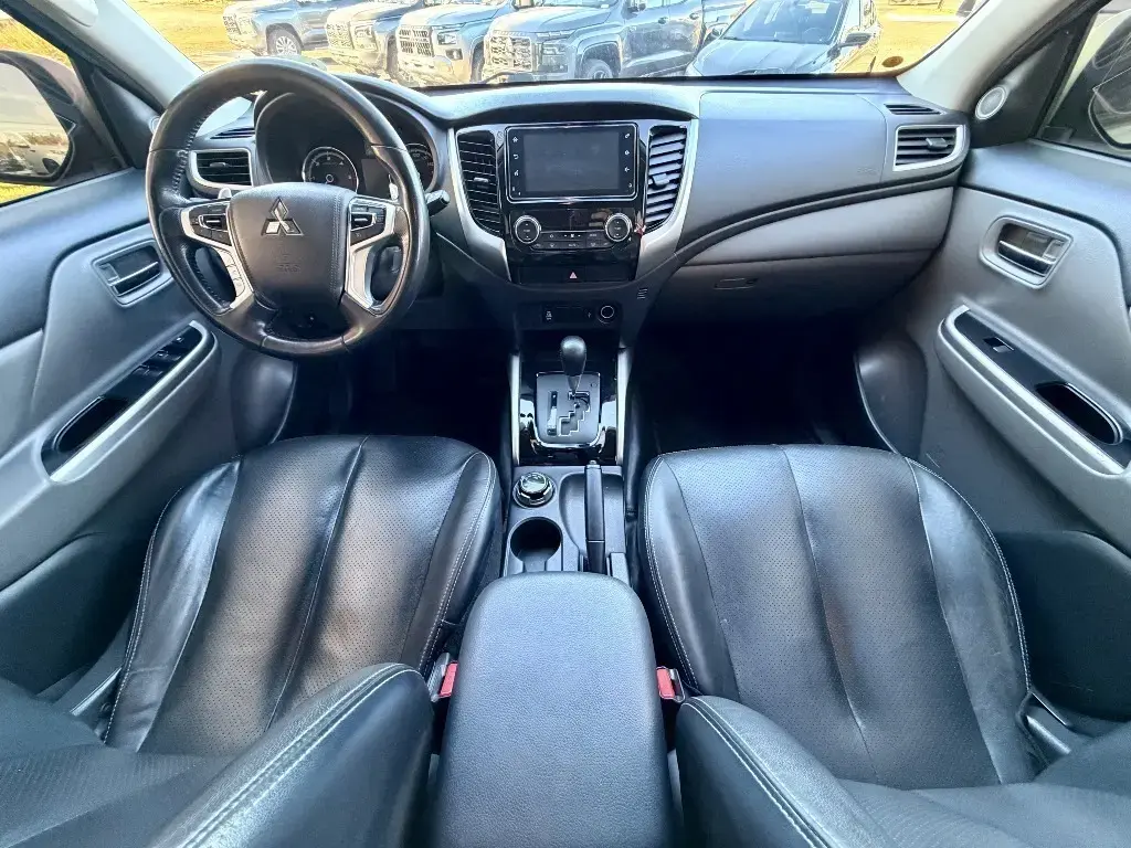 galeria L200 TRITON