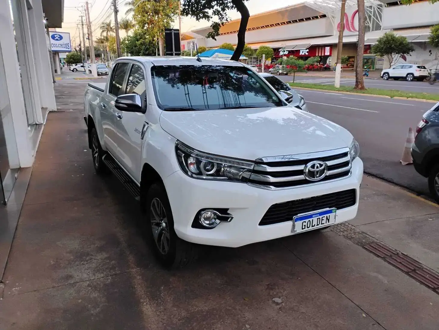 galeria HILUX