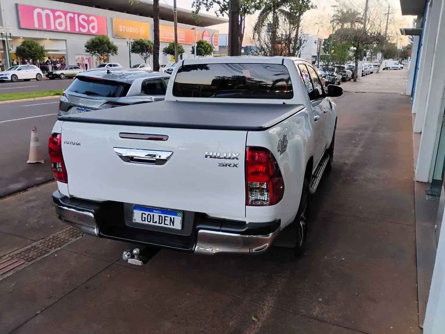 galeria HILUX