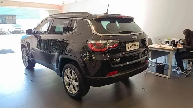 Jeep COMPASS 2.0 16V DIESEL LONGITUDE 4X4 AUTOMÁTICO