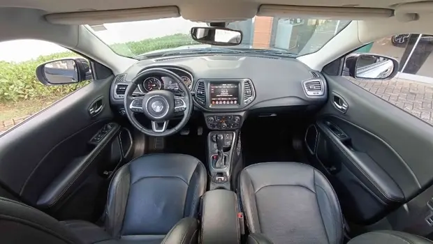 Jeep COMPASS 2.0 16V DIESEL LONGITUDE 4X4 AUTOMÁTICO
