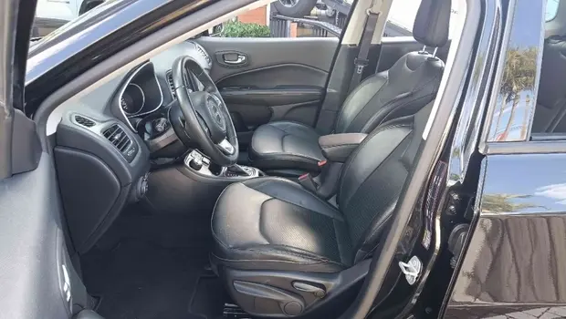 Jeep COMPASS 2.0 16V DIESEL LONGITUDE 4X4 AUTOMÁTICO