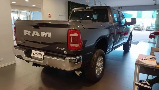 Ram 2500 6.7 I6 TURBO DIESEL LARAMIE CD 4X4 AUTOMÁTICO