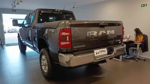 Ram 2500 6.7 I6 TURBO DIESEL LARAMIE CD 4X4 AUTOMÁTICO