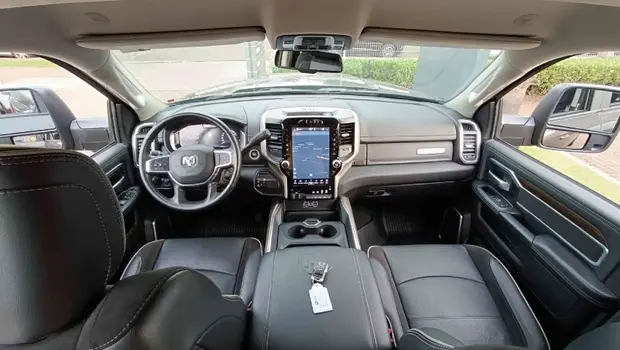 Ram 2500 6.7 I6 TURBO DIESEL LARAMIE CD 4X4 AUTOMÁTICO