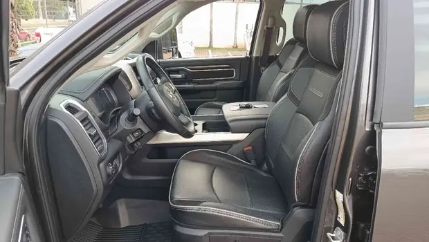 Ram 2500 6.7 I6 TURBO DIESEL LARAMIE CD 4X4 AUTOMÁTICO
