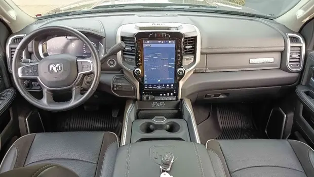 Ram 2500 6.7 I6 TURBO DIESEL LARAMIE CD 4X4 AUTOMÁTICO