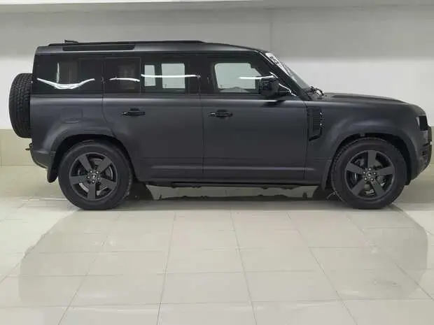 Land Rover Defender 110 X-DY HSE D350 AT (Híb.)