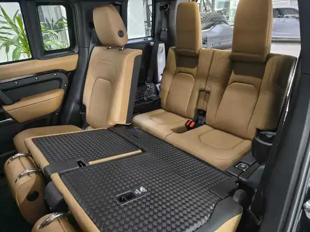 Land Rover Defender 110 X-DY HSE D350 AT (Híb.)