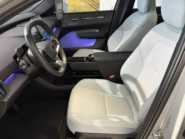 Volvo EX30 Ultra