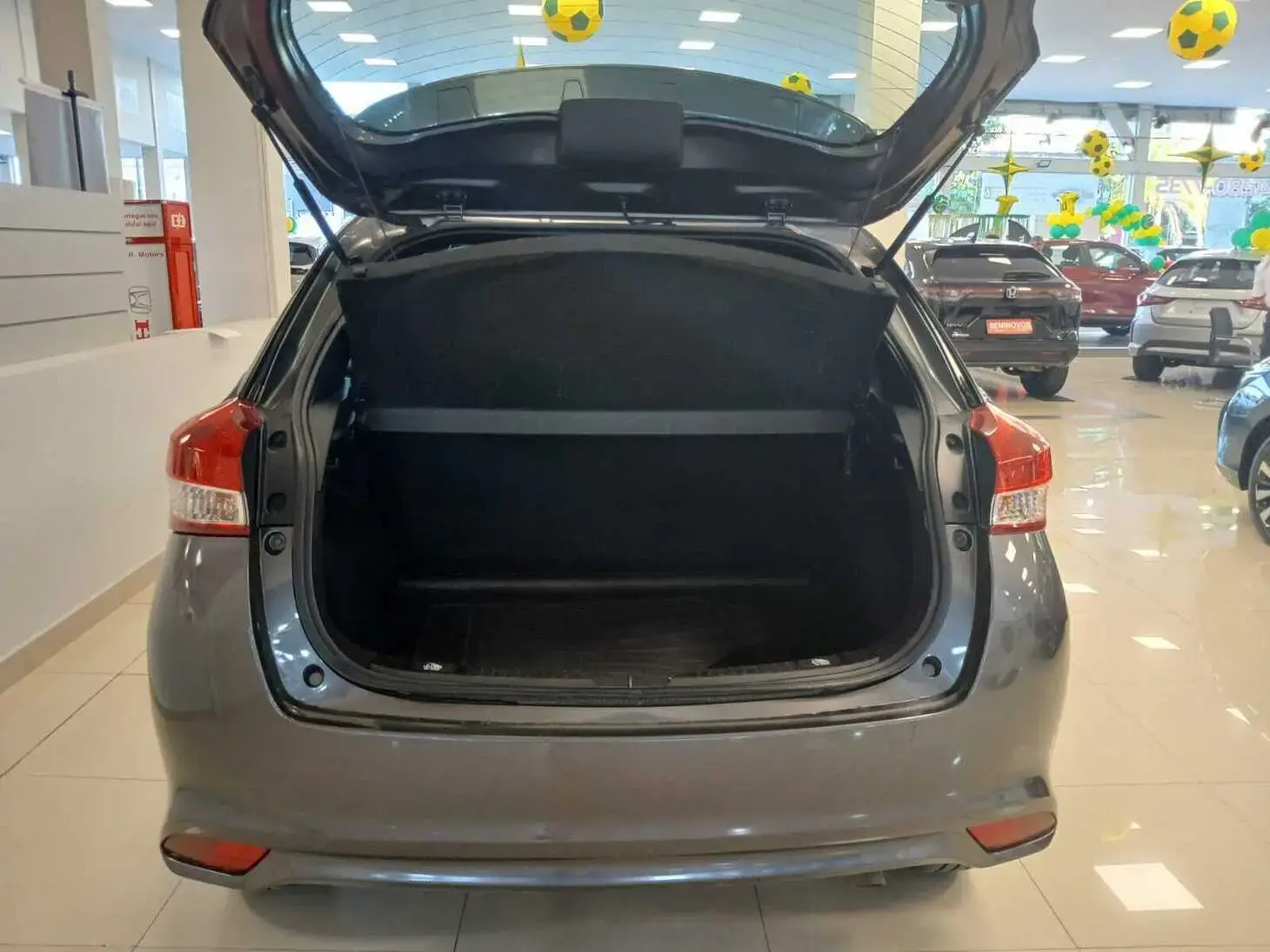 galeria Yaris