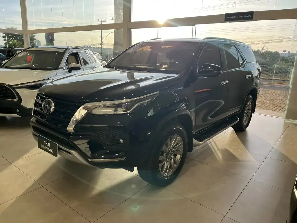 galeria HILUX SW4
