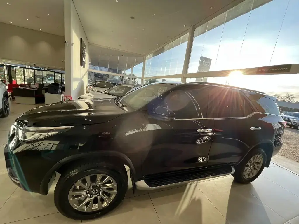 galeria HILUX SW4