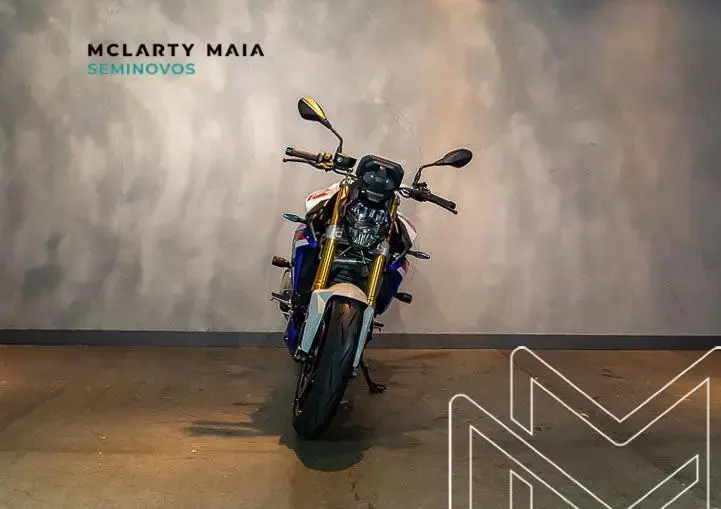 galeria F 900 R SPORT PLUS
