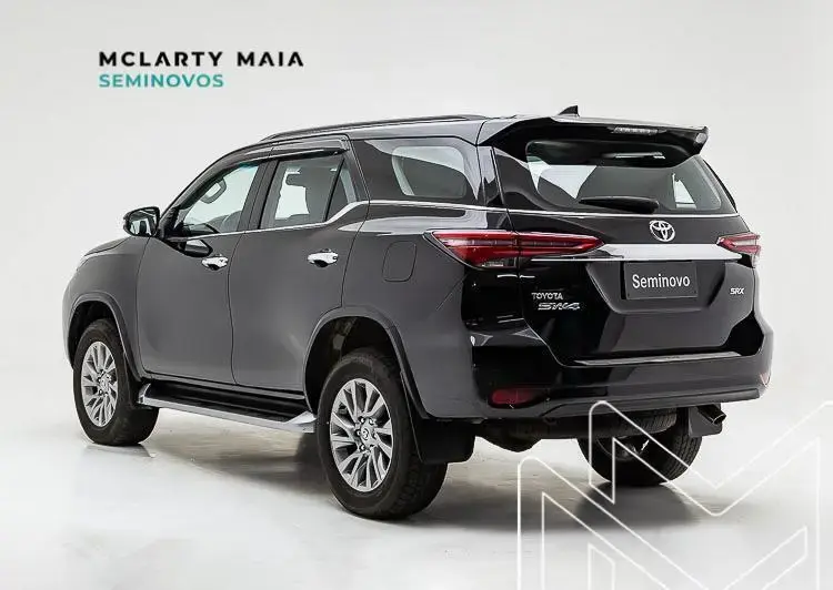 galeria HILUX SW4
