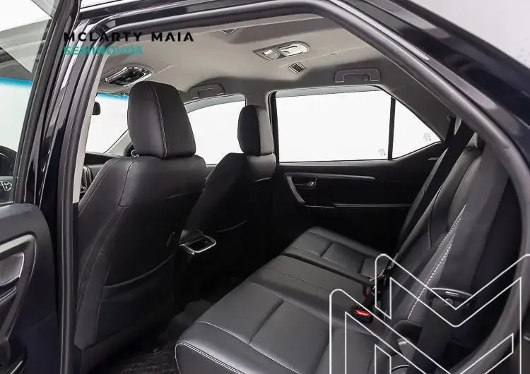 galeria HILUX SW4