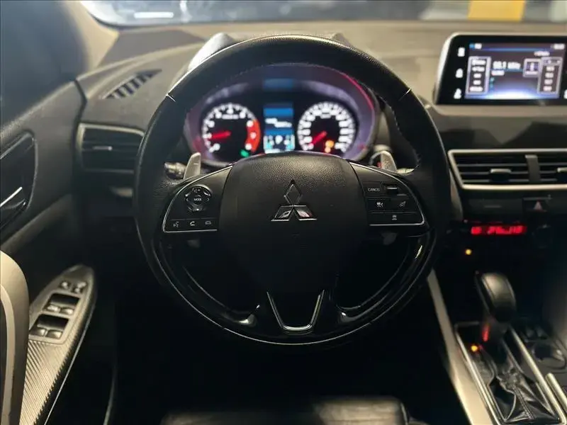 galeria ECLIPSE CROSS
