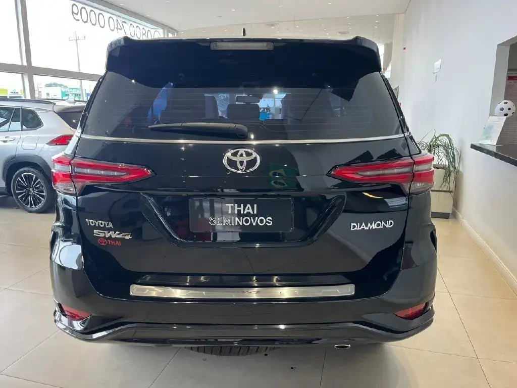 galeria HILUX SW4