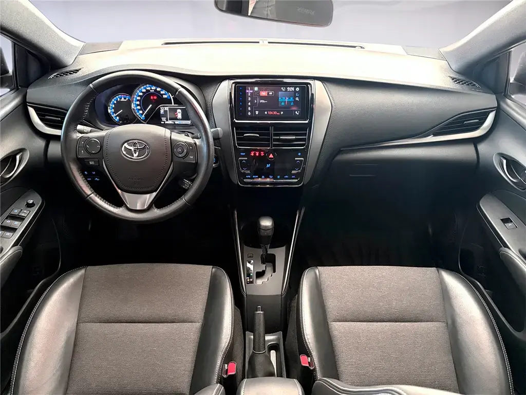 galeria YARIS