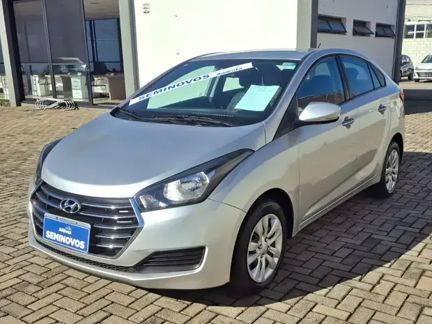 Hyundai HB20S 1.6 COMFORT PLUS 16V FLEX 4P MANUAL