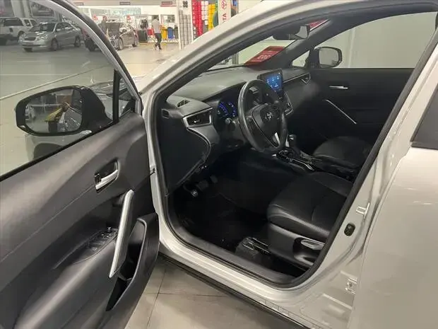 Toyota COROLLA CROSS 2.0 VVT-IE FLEX XRE DIRECT SHIFT