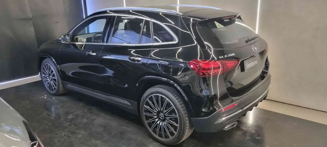 galeria GLA 200