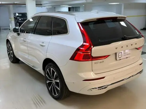 Volvo XC60 2.0 T8 RECHARGE ULTIMATE AWD GEARTRONIC
