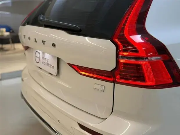 Volvo XC60 2.0 T8 RECHARGE ULTIMATE AWD GEARTRONIC