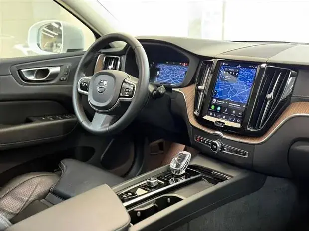 Volvo XC60 2.0 T8 RECHARGE ULTIMATE AWD GEARTRONIC