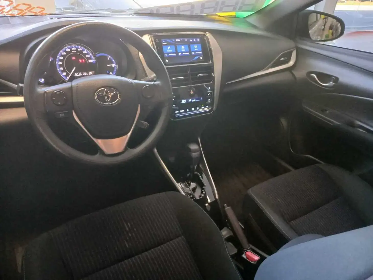 galeria Yaris