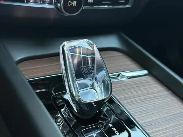 Volvo XC60 2.0 T8 RECHARGE ULTIMATE AWD GEARTRONIC