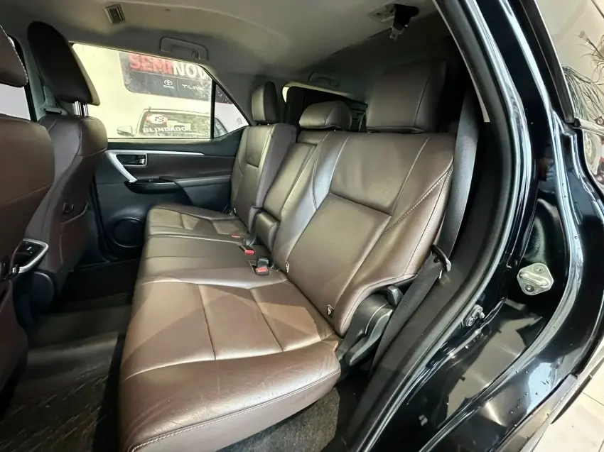 galeria HILUX SW4