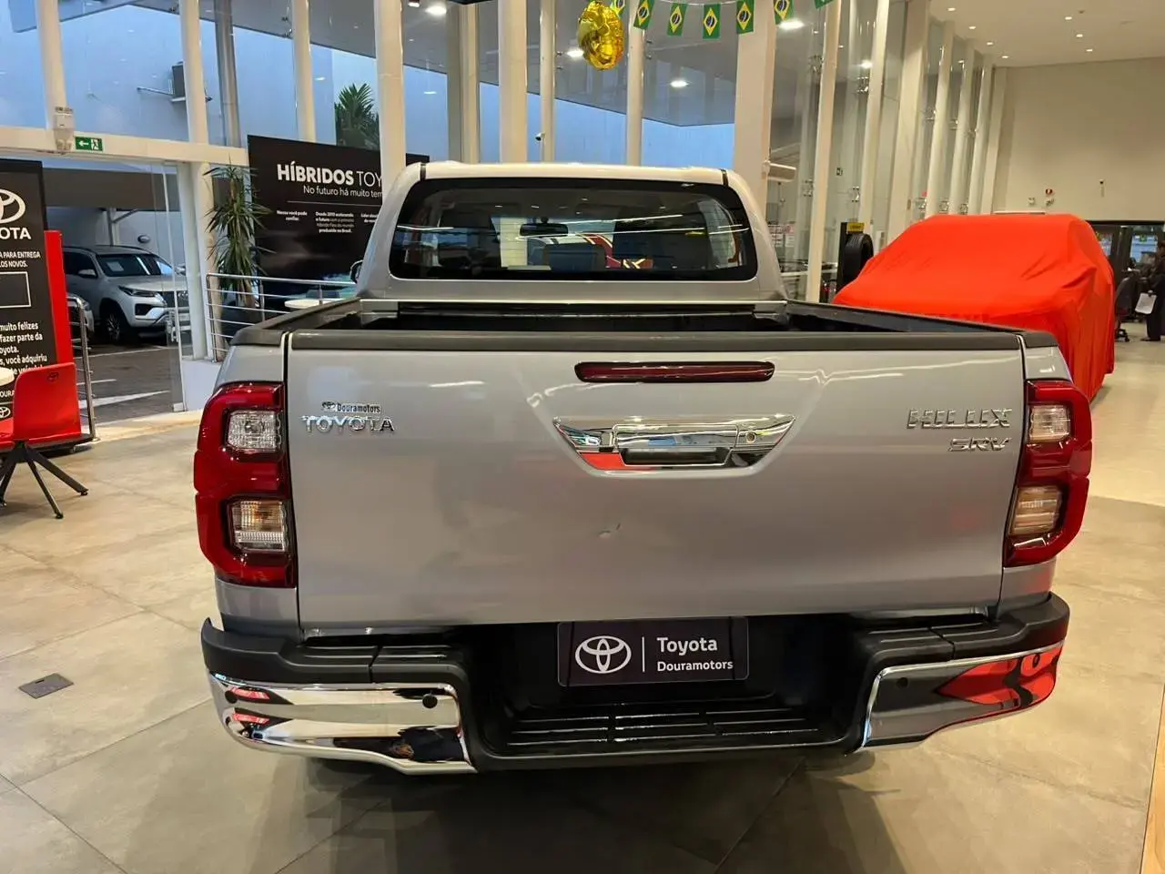 galeria HILUX SRV 4X4 2.8