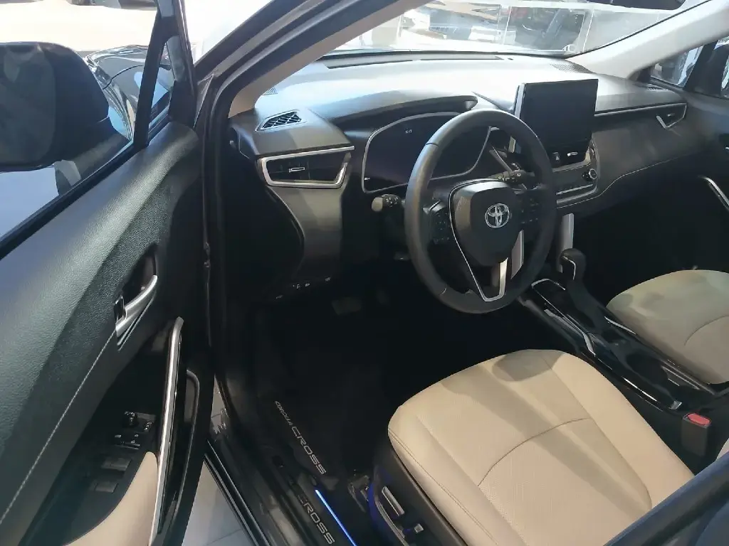 galeria Corolla Cross