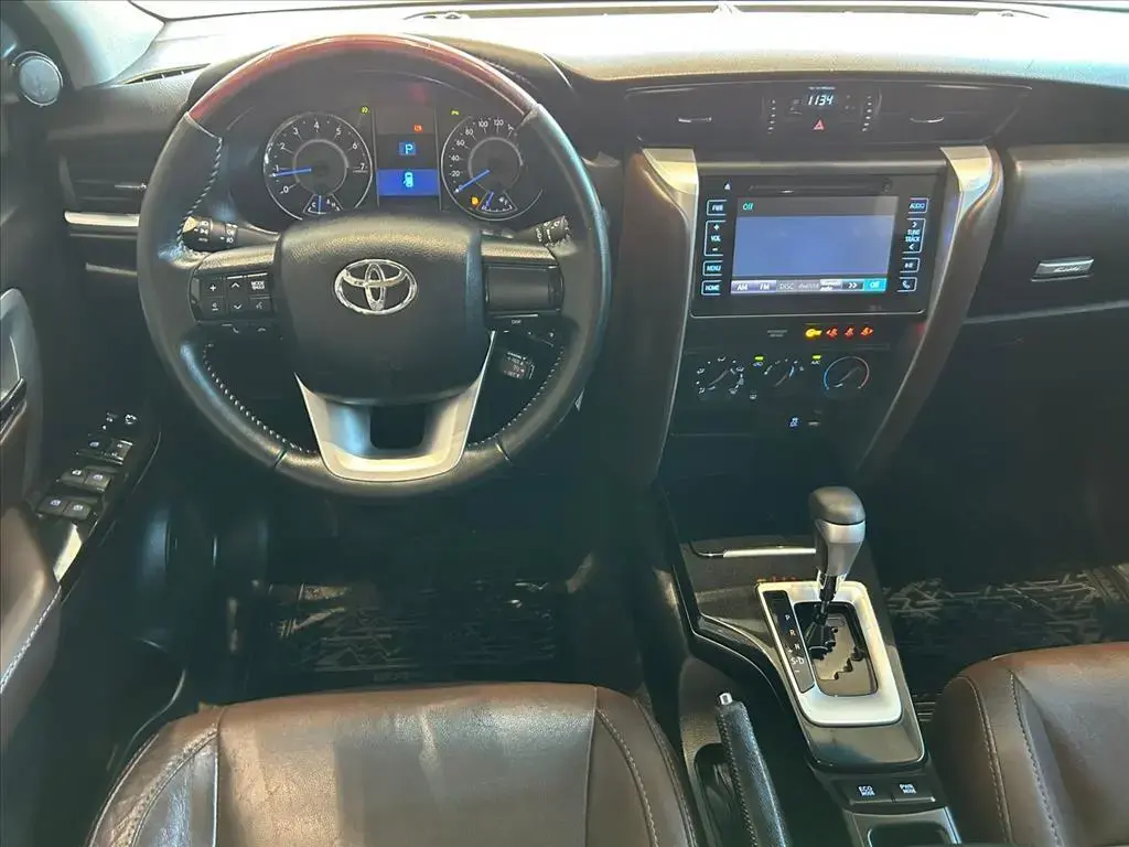 galeria HILUX SW4