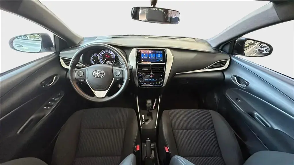 galeria YARIS