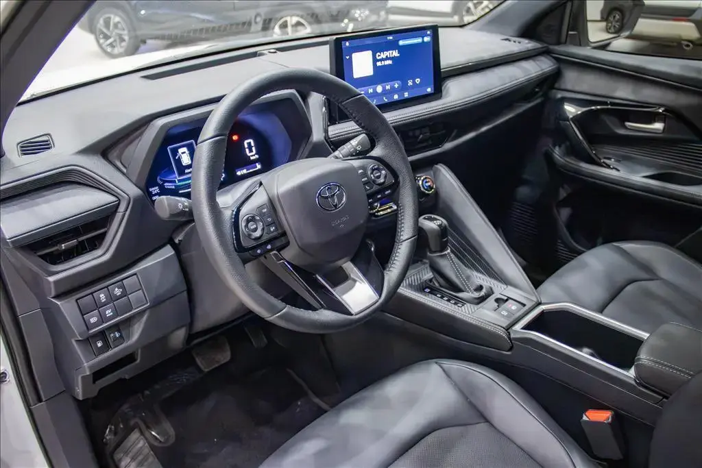 galeria YARIS CROSS